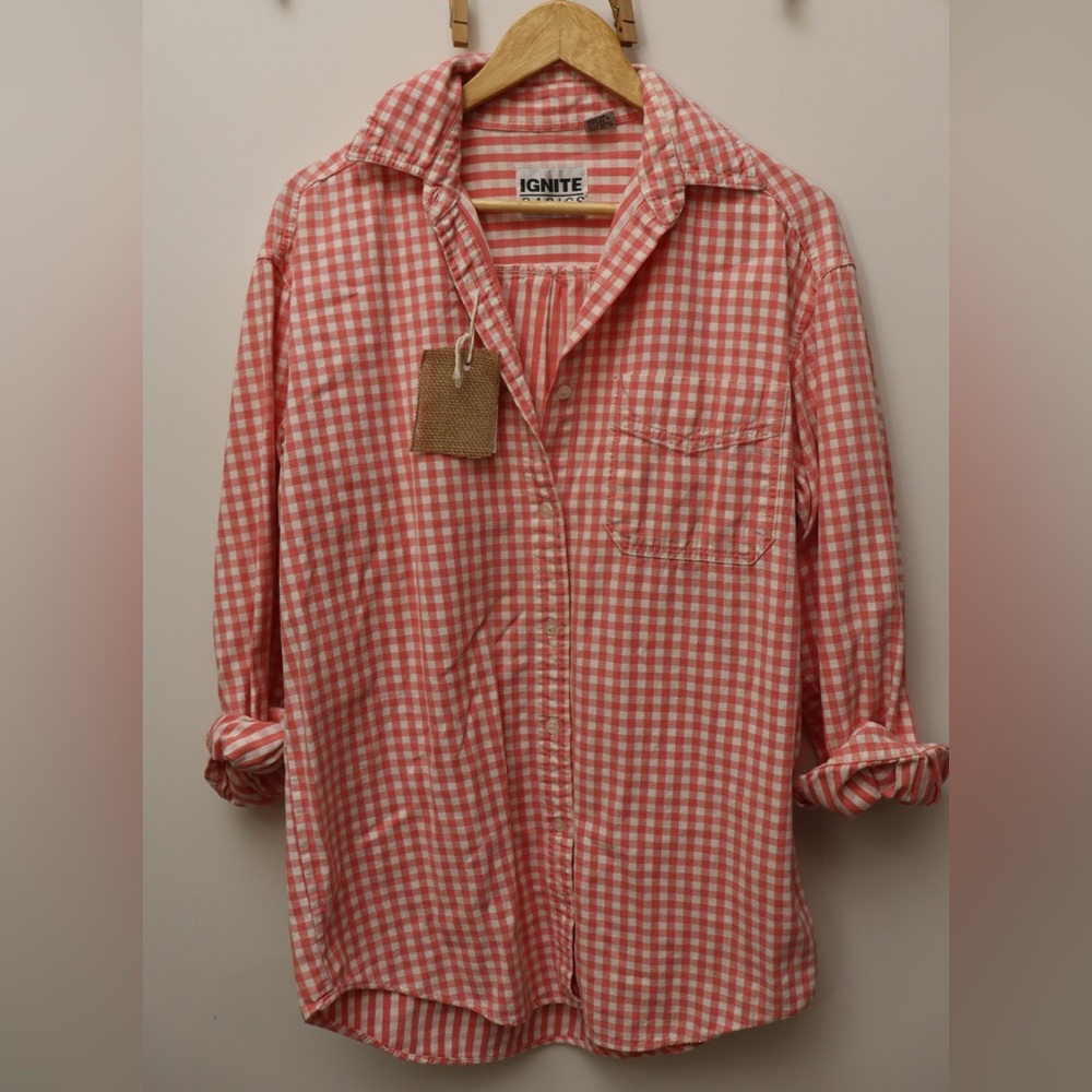 VINTAGE Picnic Button Down top